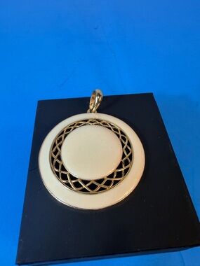 Gold and Cream Circular Filigree Pendant Necklace